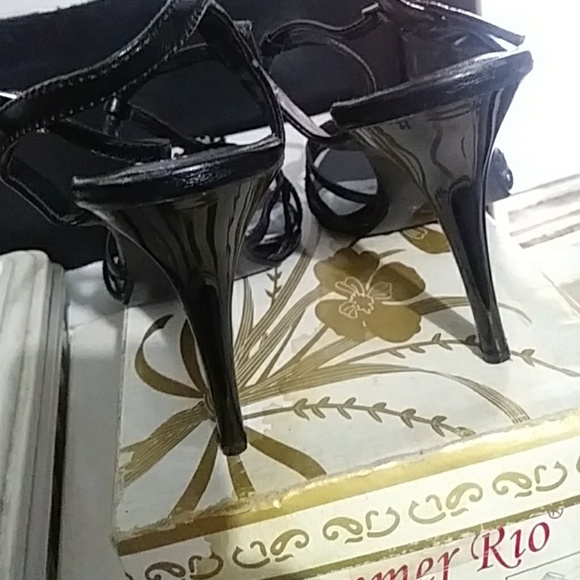 Pretty Black Sandals by Sweet Seventeen - Picture 7 of 7